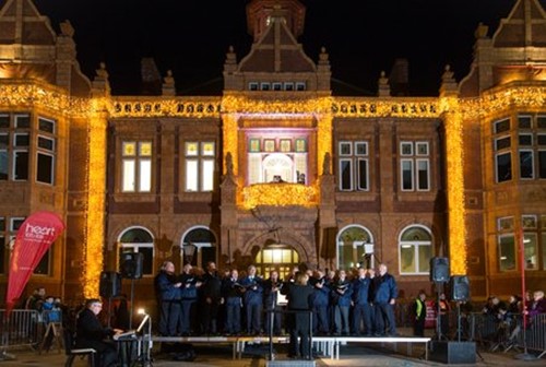 christmas-light-switch-on-merthyr--1445958928-custom-0.jpg