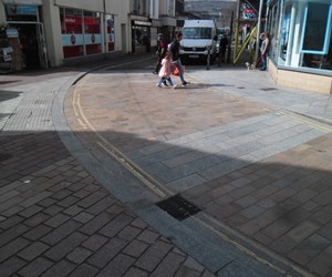 Victoria Street crossing
